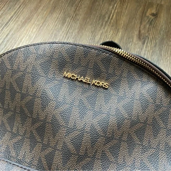 Michael Kors Brown and Black Backpack Connie Bag NWOT - Picture 2 of 13